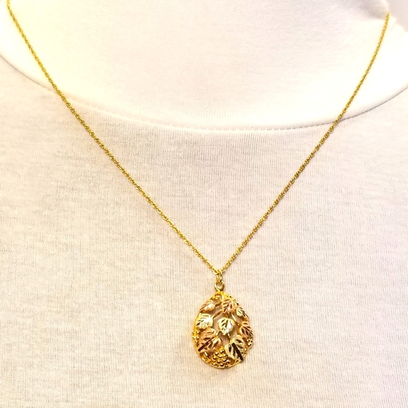 Black Hills Gold 10KT 12KT pink green yellow gold leaves teardrop necklace chain - Picture 1 of 12